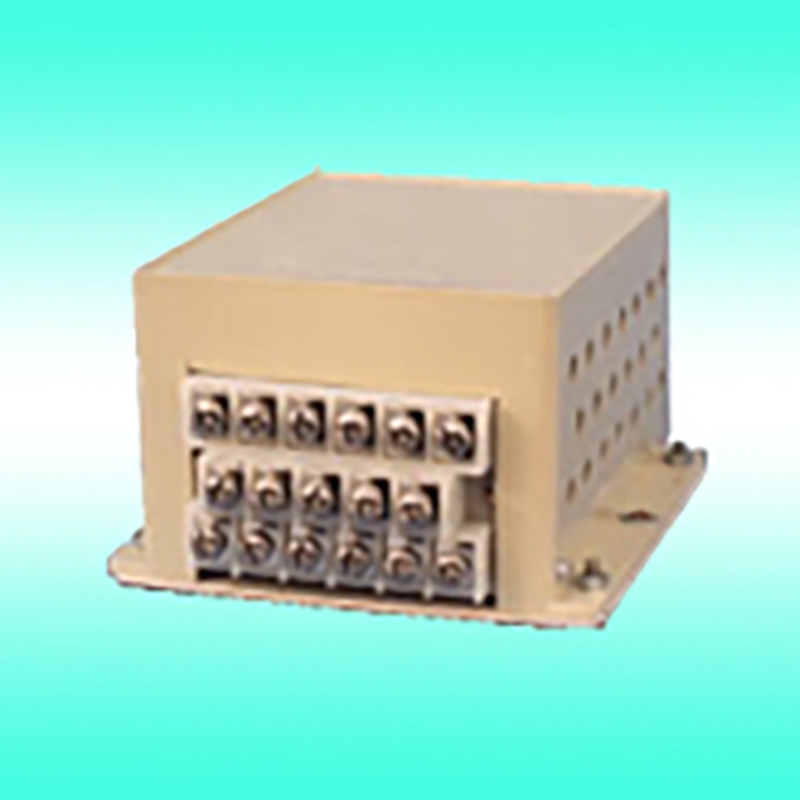 FJQ-3三相移相或(huò)過零可控矽觸(chu)發附加器